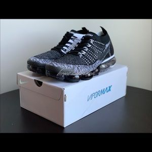 Nike Air Vapormax Flyknit 2